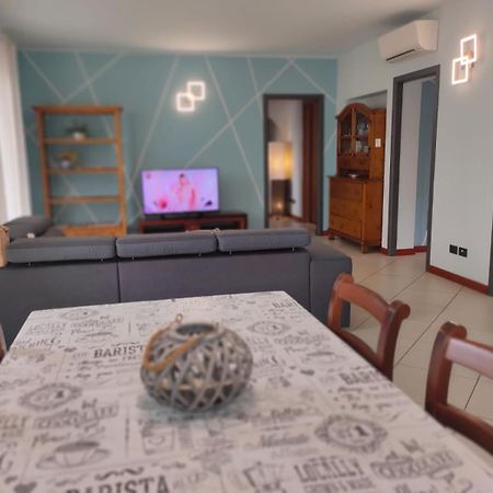 Garda Dreams Apartment Torri Del Benaco Esterno foto