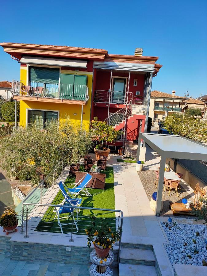 Garda Dreams Apartment Torri Del Benaco Esterno foto