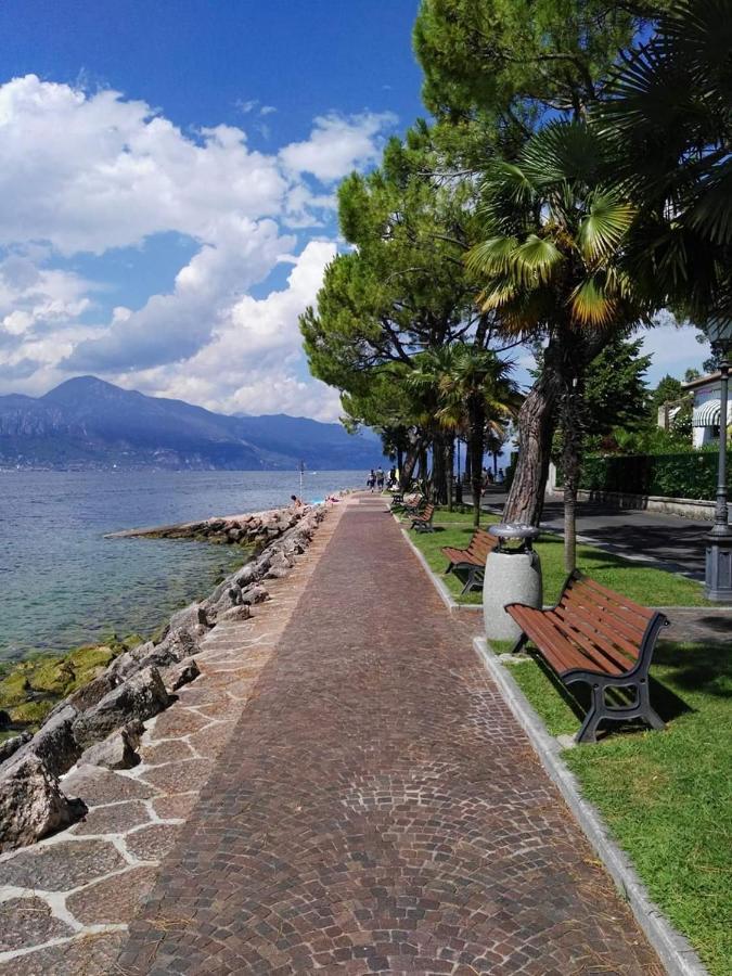 Garda Dreams Apartment Torri Del Benaco Esterno foto