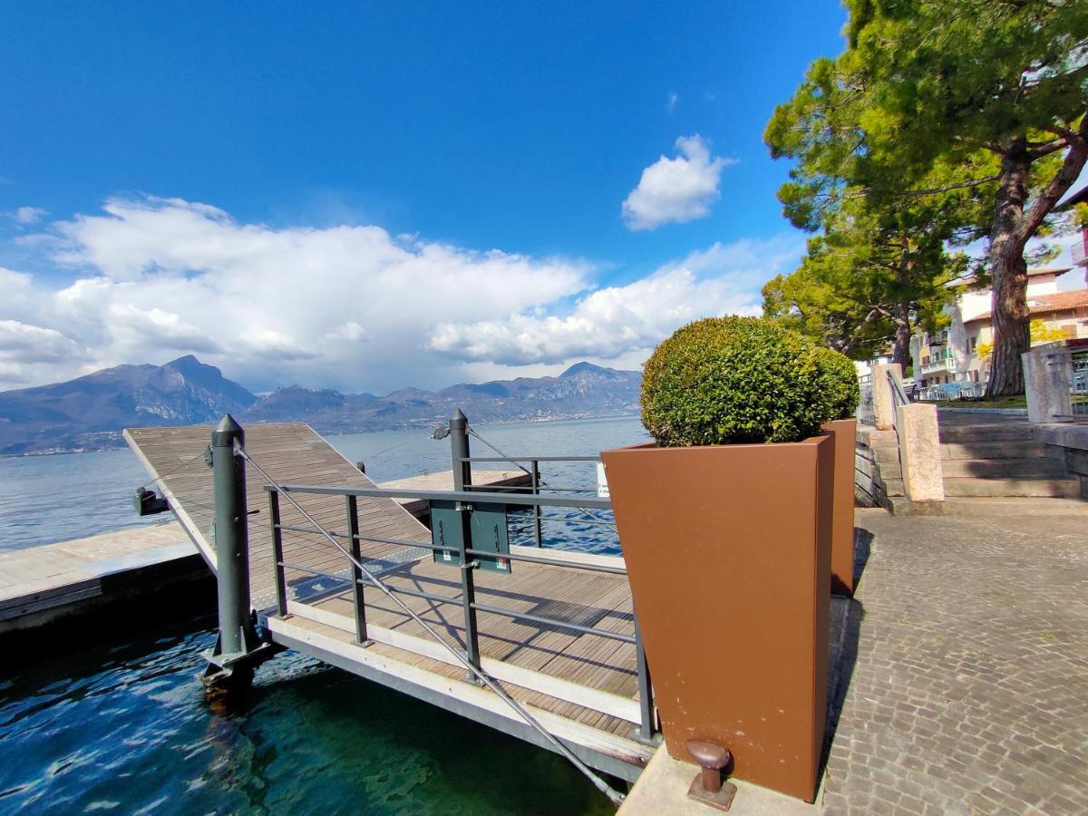 Garda Dreams Apartment Torri Del Benaco Esterno foto