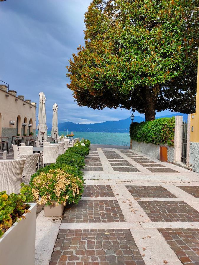 Garda Dreams Apartment Torri Del Benaco Esterno foto